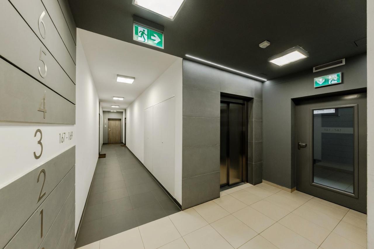 Studio Wola Apartament Kasprzaka - Wifi + Smart Tv วอร์ซอ ภายนอก รูปภาพ