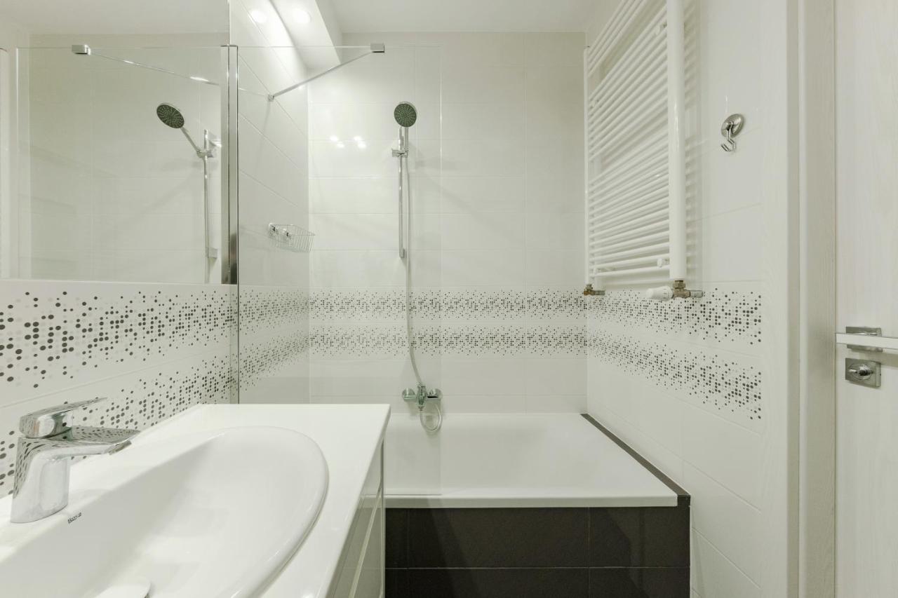 Studio Wola Apartament Kasprzaka - Wifi + Smart Tv วอร์ซอ ภายนอก รูปภาพ